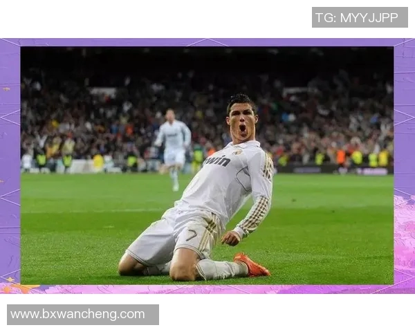 踢中场足球的球星有哪些他们如何影响现代足球比赛风格